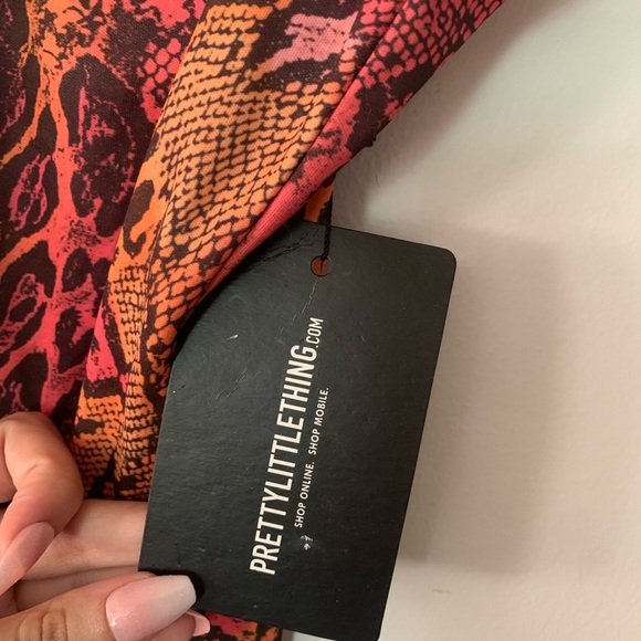 Snakeskin print mini dress - Picture 3 of 3